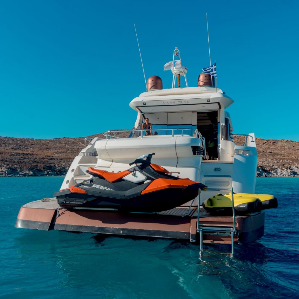 Aicon 72 Hardtop "Majestic" Yacht Charter in Mykonos | Mykonos Yachting