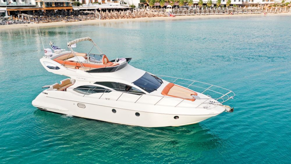  Azimut 43 Flybridge "Escape" | Luxury Yacht Charter in Mykonos