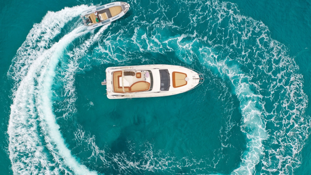  Azimut 43 Flybridge "Escape" | Luxury Yacht Charter in Mykonos