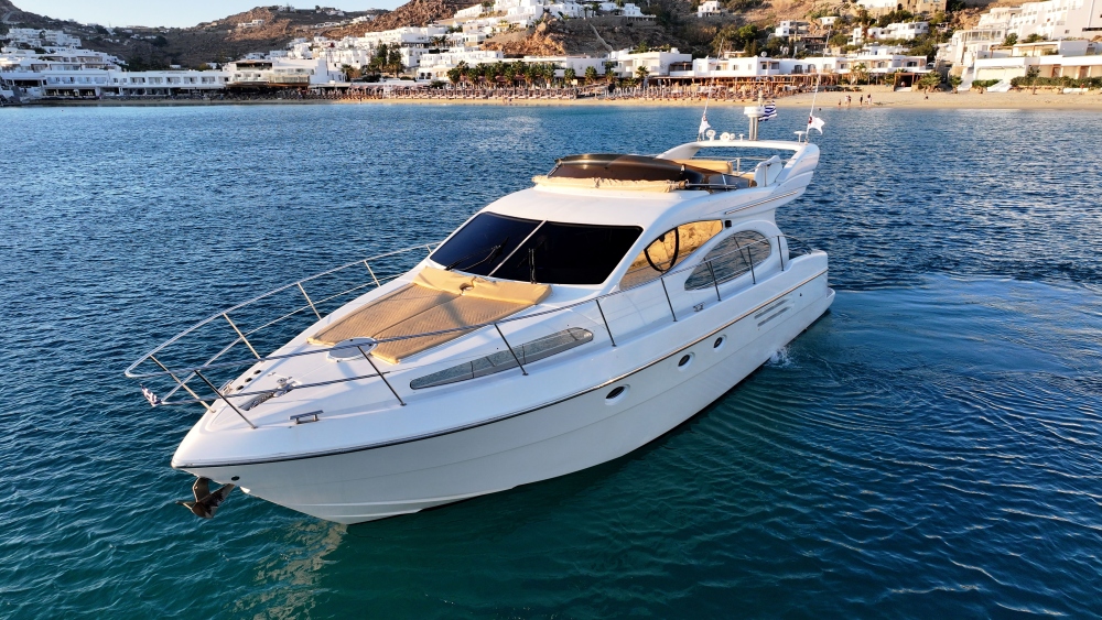 Mykonos-Yachting-Luxury-Yacht-Experience-in-Mykonos-Azimut-46-Flybridge-Jenny-Z-4