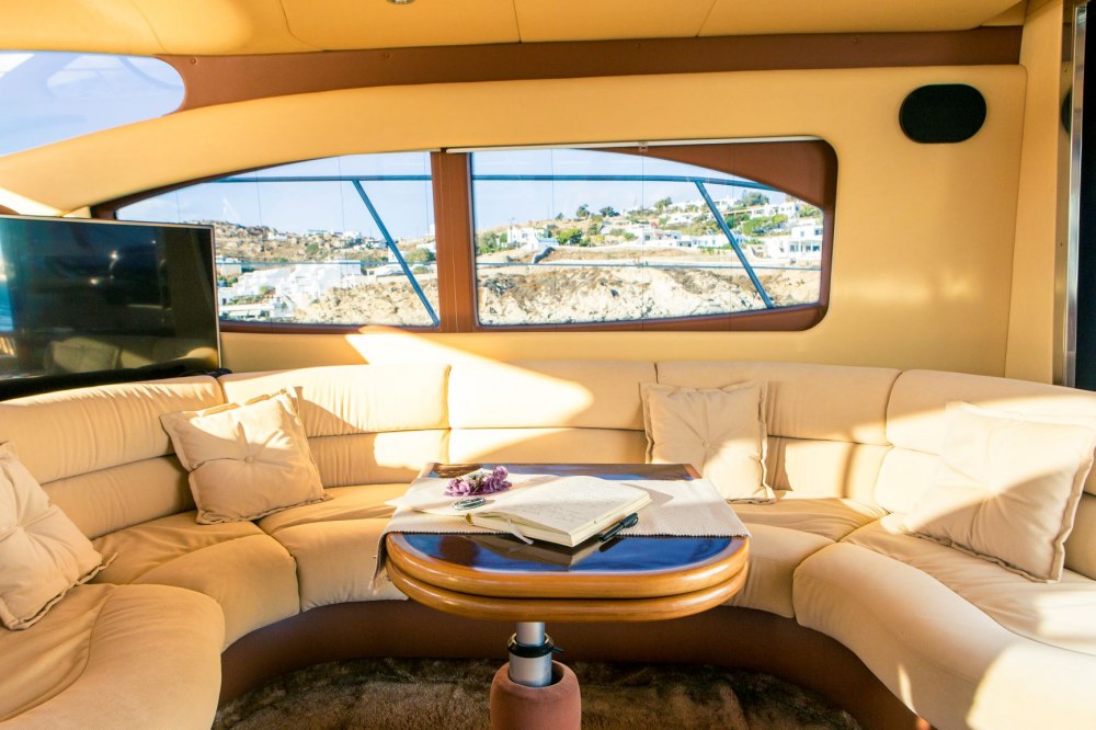 Luxury Azimut 46 Flybridge Yacht Charter in Mykonos – Mykonos Yachting Company
