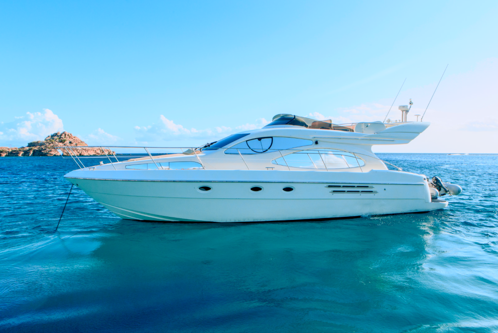 Mykonos Yachting - Private & Luxury Yacht Charter - "JennyZ" - Azimut 46 Flybridge