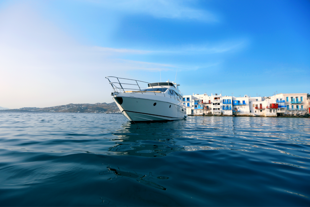 Mykonos Yachting - Private & Luxury Yacht Charter - :Njoy" - Azimut 55 Flybridge