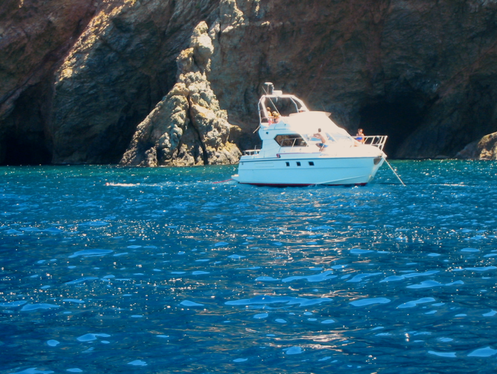 Mykonos Yachtimg - Private & Luxury Yacht Experience - "Diamand" - Colvic 36 SunCruiser