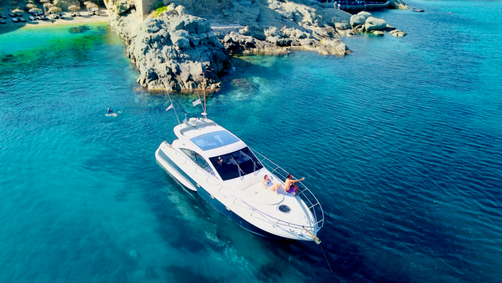 Mykonos Yachting - Private & Luxury Yacht Charter-"Pathos" - Dellapasqua DC13 Hardtop