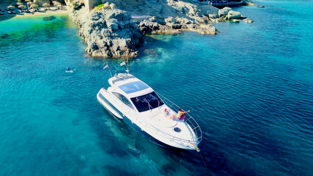 Dellapasqua DC13 Elite Hardtop "Pathos" yacht in Mykonos​