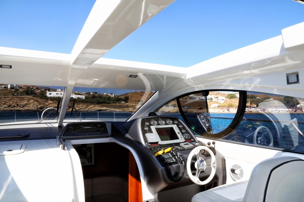 Mykonos Yachting - Private & Luxury Yacht Charter-"Pathos" - Dellapasqua DC13 Hardtop