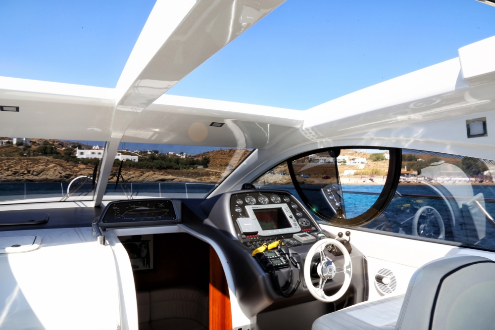 Dellapasqua DC13 Elite Hardtop "Pathos" yacht in Mykonos​