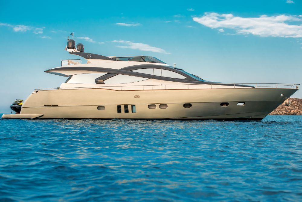 Evo Marine 76 Flybridge "Grand Blue" Yacht Charter in Mykonos | Mykonos Yachting