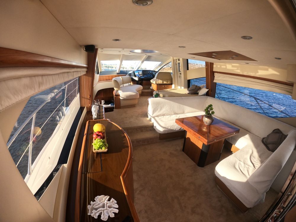 60 Flybridge "Serenity" Charter in Mykonos | Mykonos Yachting